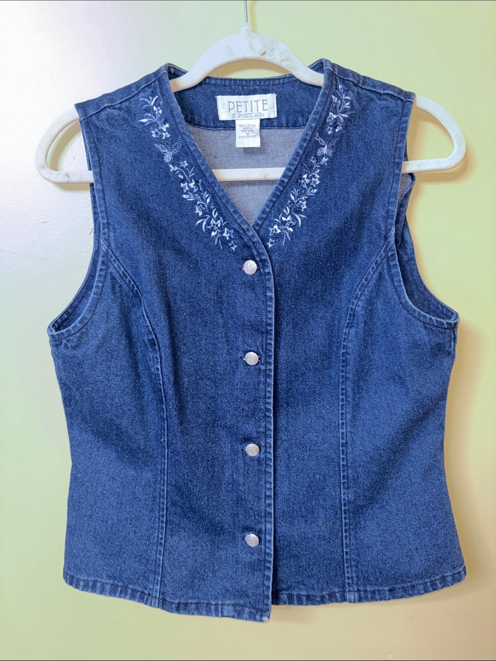 Vintage Petite Sophisticate Dark Blue Denim Embroidered Button-Front Top